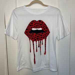 Shein Women’s Lips White Shortsleeve Tee. Like new condition, never worn. Size M